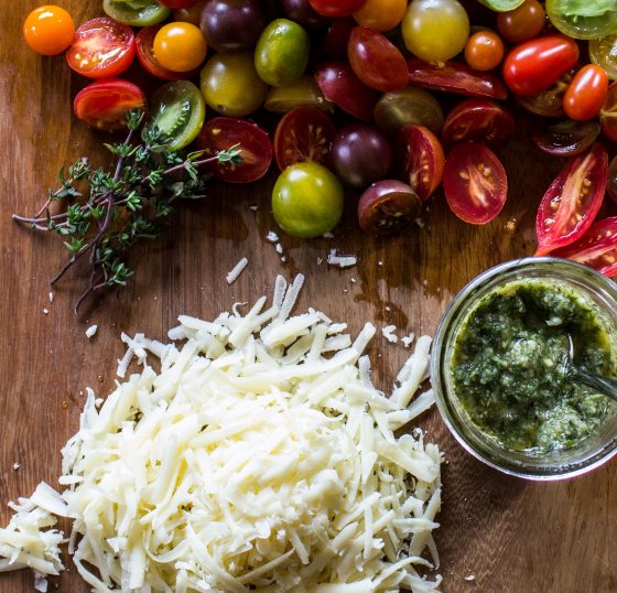 Fresh tomato pesto crostata ingredients. Dawn Page / CoastsideSlacking